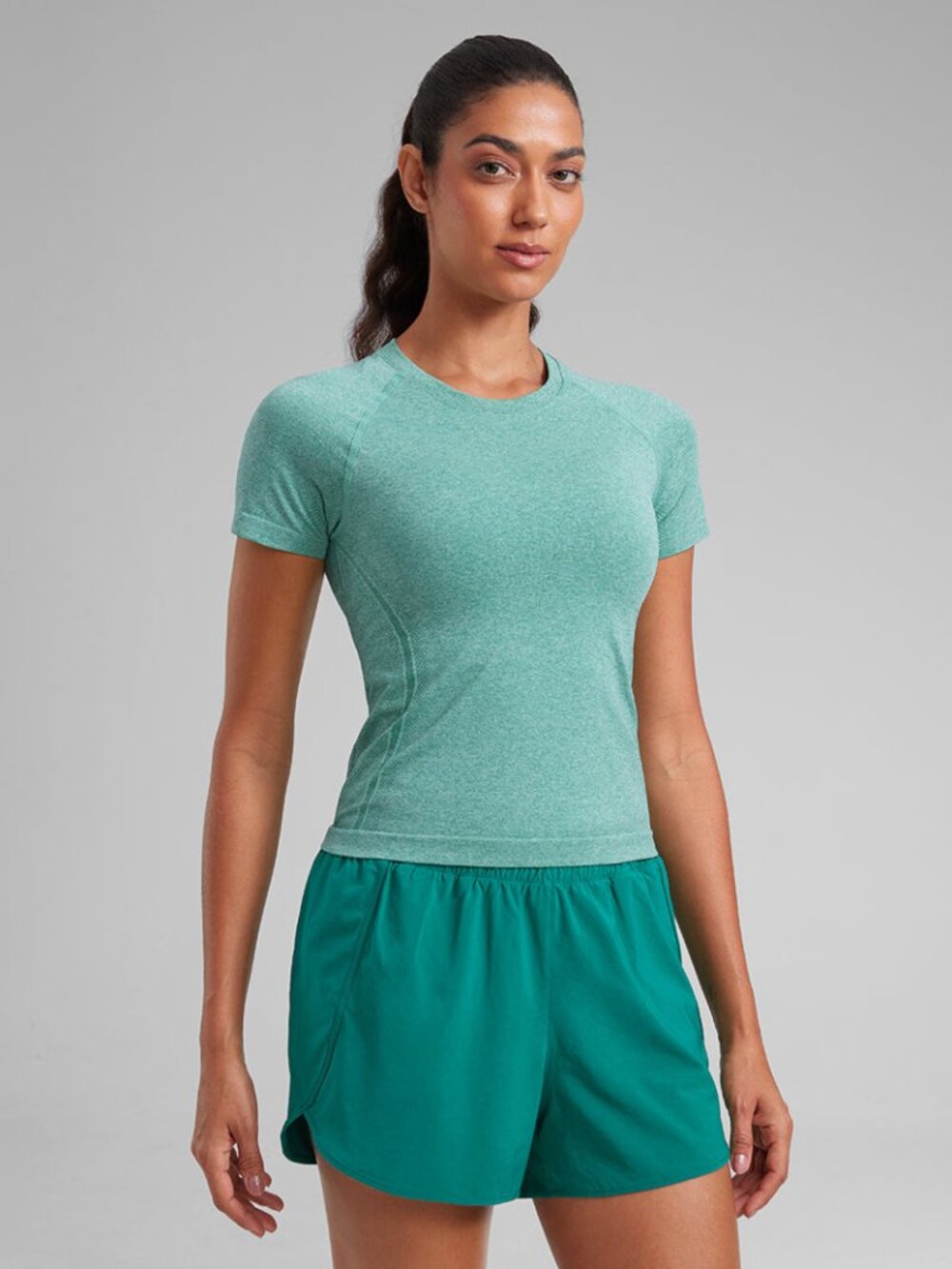Seamless Waist Length Crewneck Short Sleeve